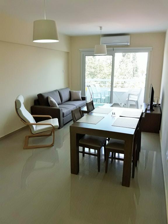 Appartement 32 Hill Court à Larnaca Extérieur photo